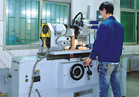 Lathe